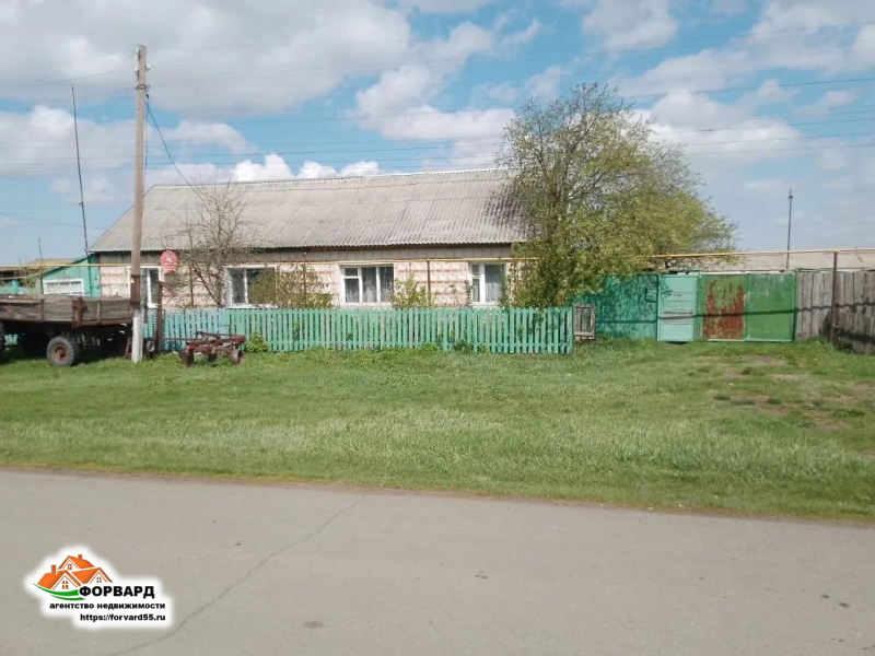 Продаётся 3-х комн. квартира в с. Атрачи. 