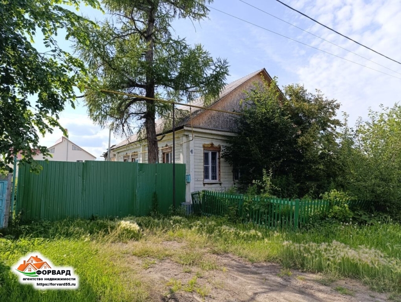 Продаётся 3-х комн. благ. дом с газ. отопл. по ул. Титова.