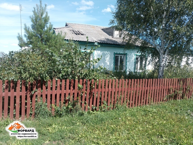 Продаётся 3-х комн. кварт. с водяным отопл. в с. Малиновка.