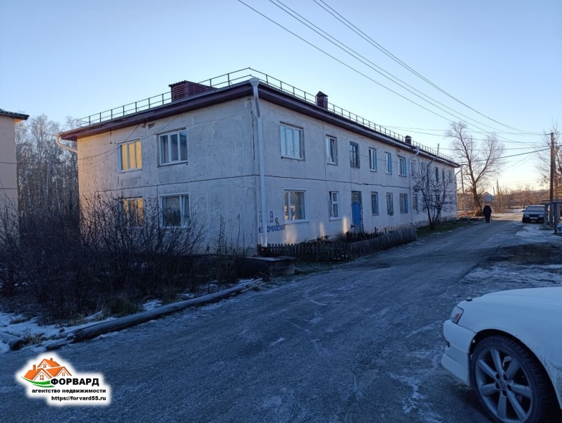 Продаётся 2-х комн. благ. квартира по ул. Комсомольская, д. 8.